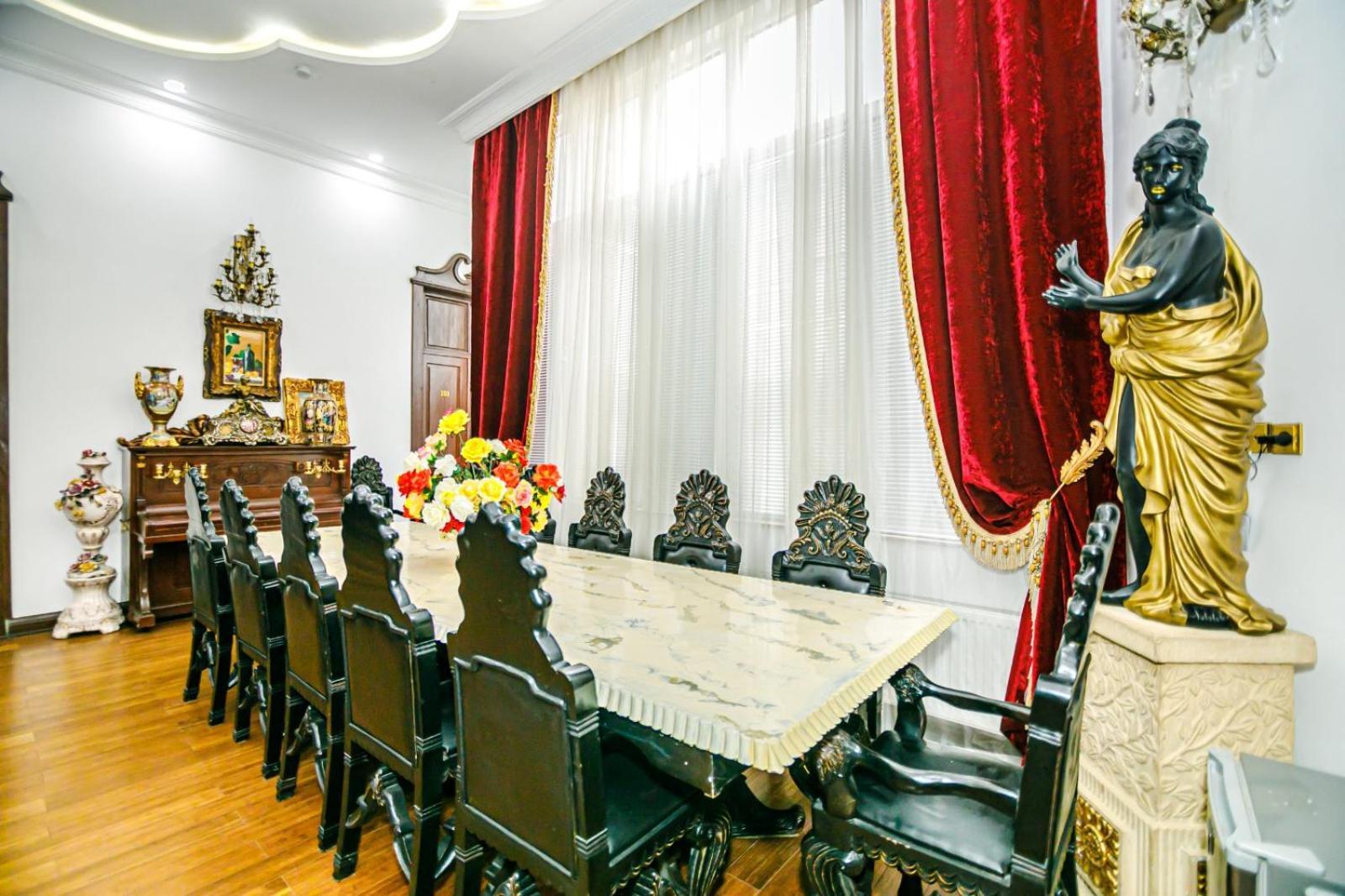 Sera Hotel Baku Luaran gambar